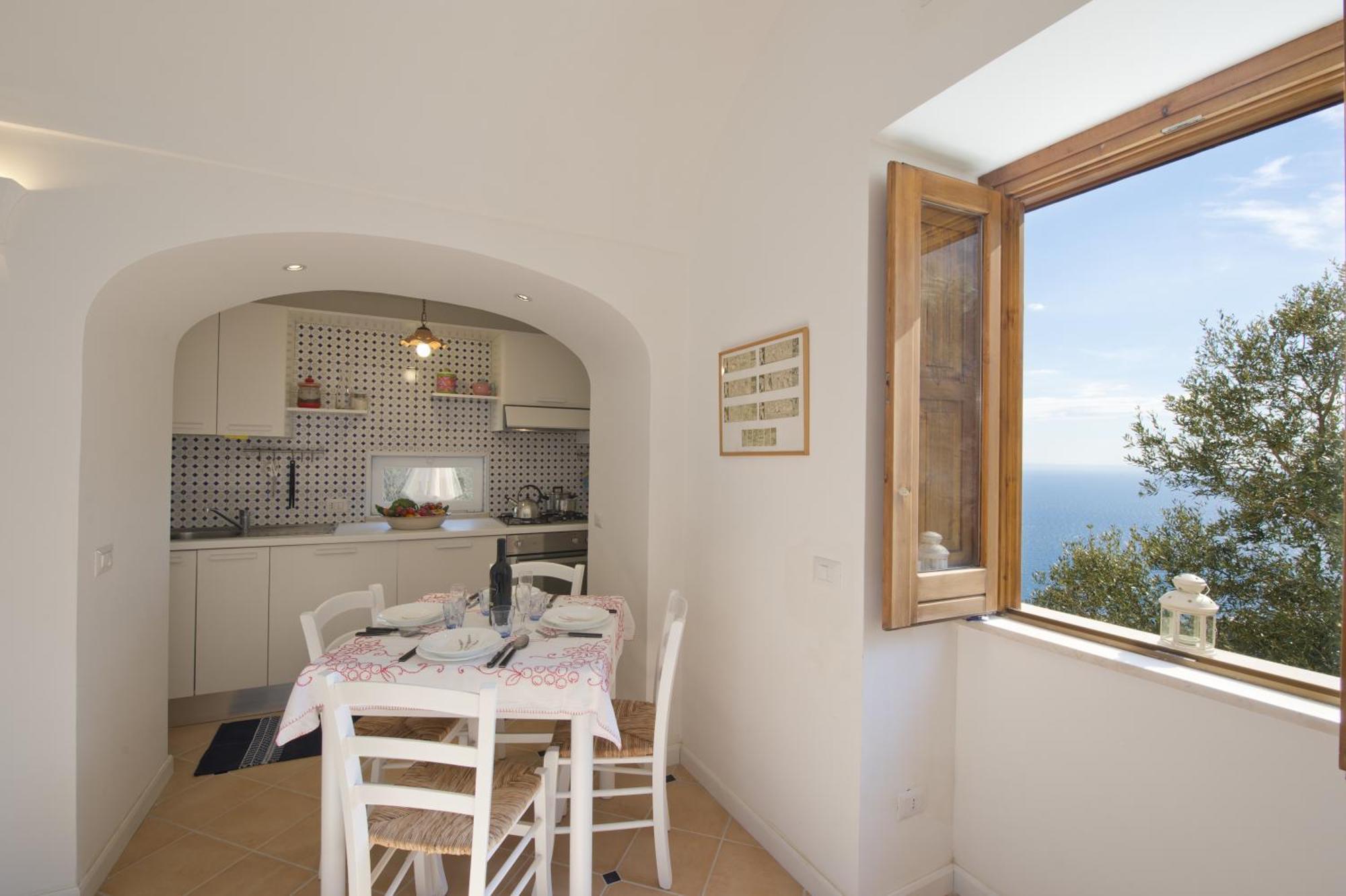 La Scivitella Villa Amalfi Ruang foto