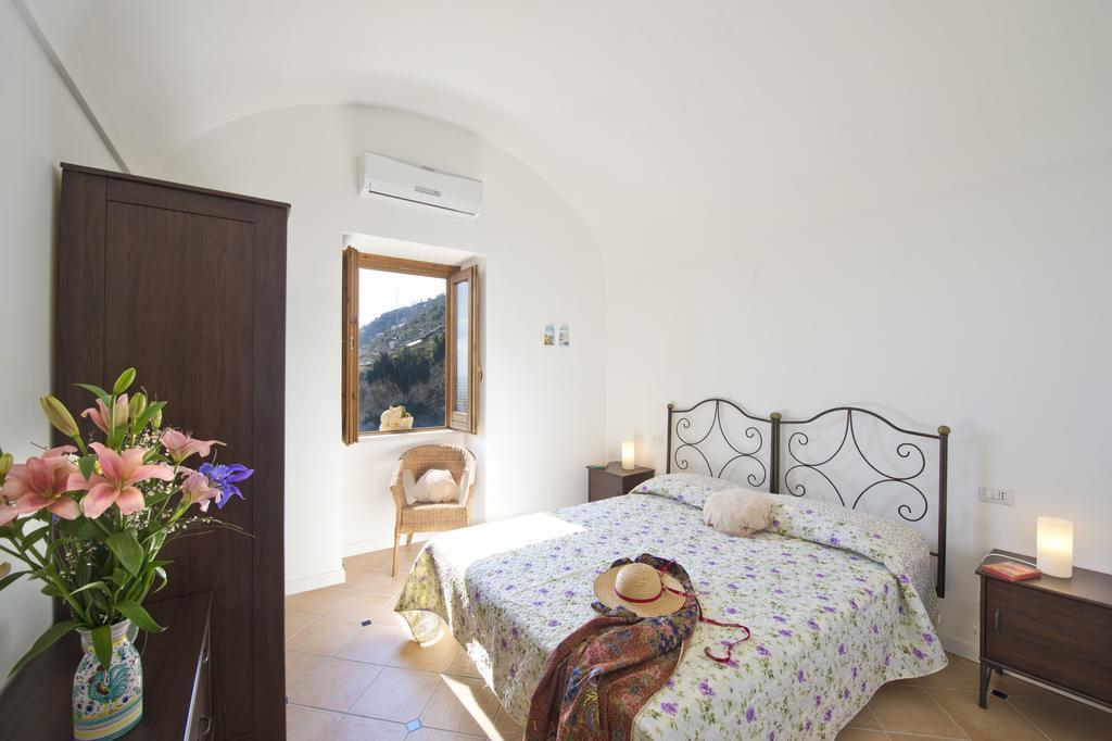 La Scivitella Villa Amalfi Ruang foto